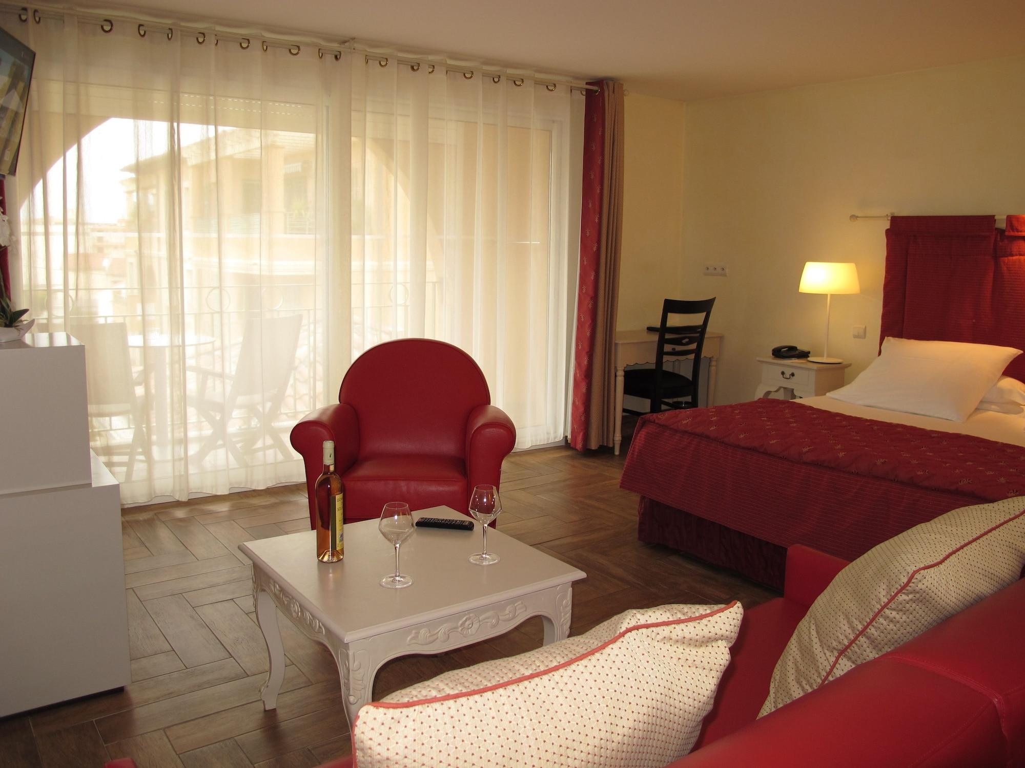Hotel Sanary, Soleil Et Jardin - Renovation Hiver 2024-25 Eksteriør billede