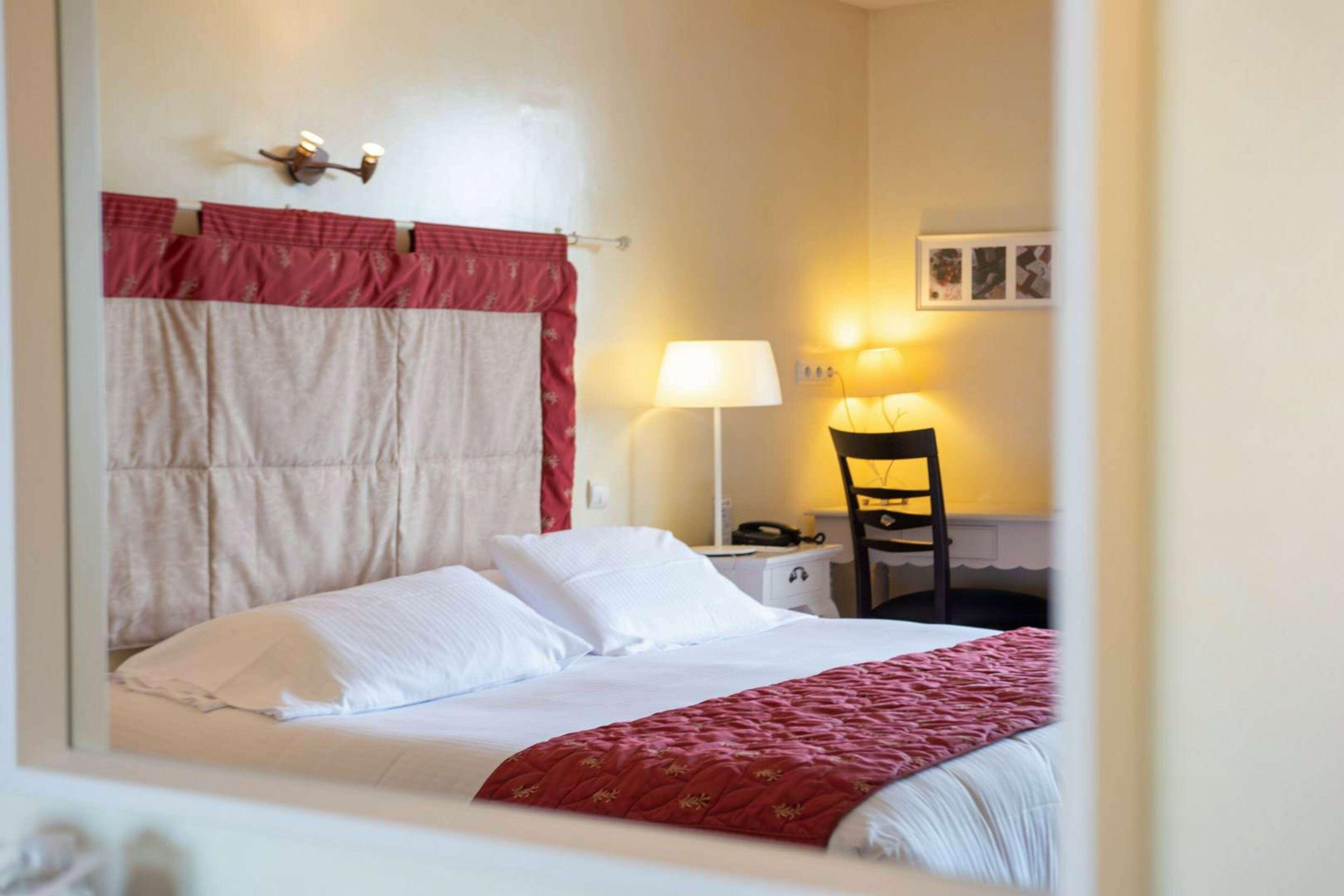Hotel Sanary, Soleil Et Jardin - Renovation Hiver 2024-25 Eksteriør billede