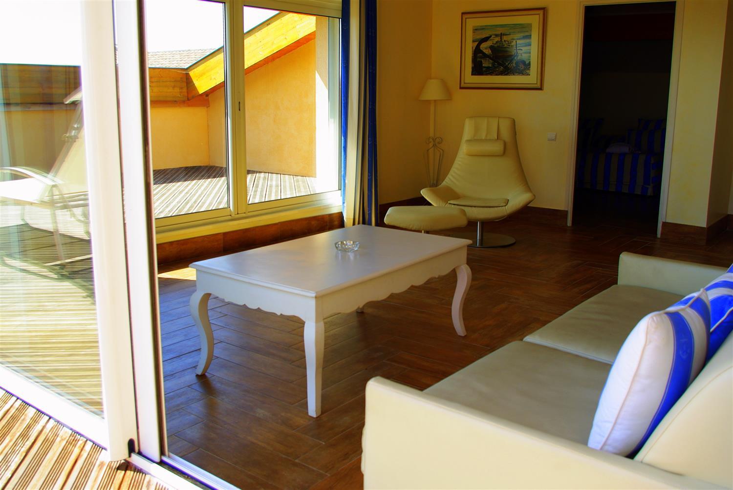 Hotel Sanary, Soleil Et Jardin - Renovation Hiver 2024-25 Eksteriør billede