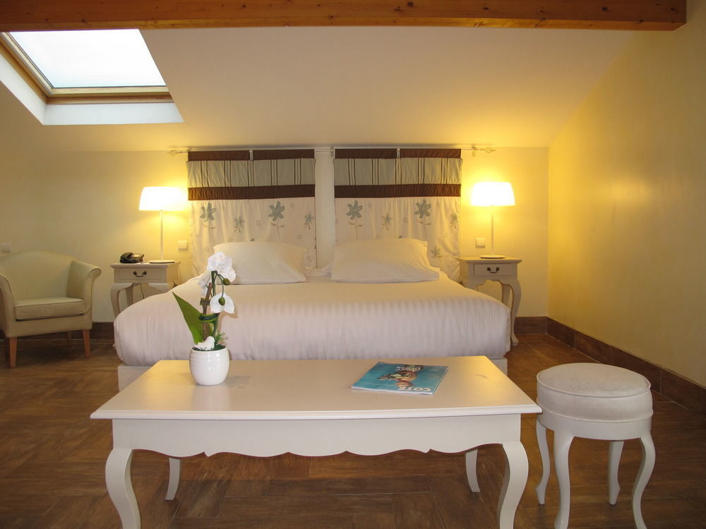 Hotel Sanary, Soleil Et Jardin - Renovation Hiver 2024-25 Eksteriør billede
