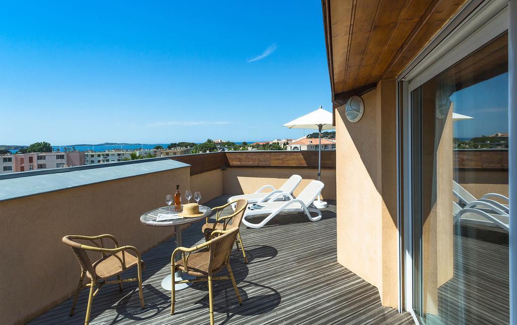 Hotel Sanary, Soleil Et Jardin - Renovation Hiver 2024-25 Eksteriør billede